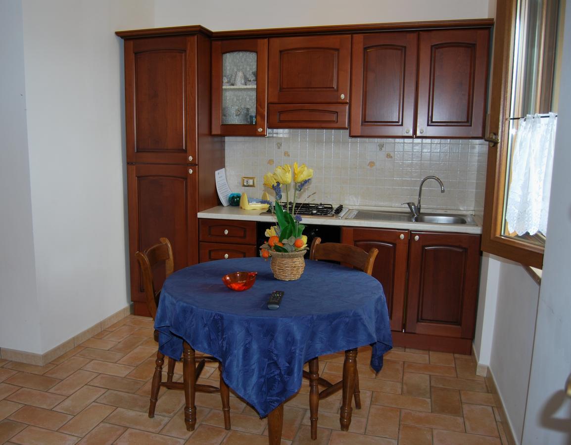 Le Terre Di Bac Bed & Breakfast Borgo Montenero Luaran gambar