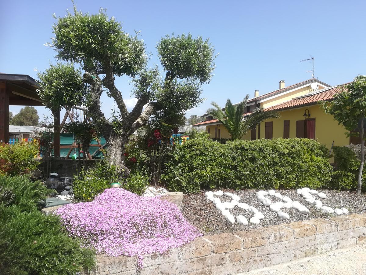 Le Terre Di Bac Bed & Breakfast Borgo Montenero Luaran gambar