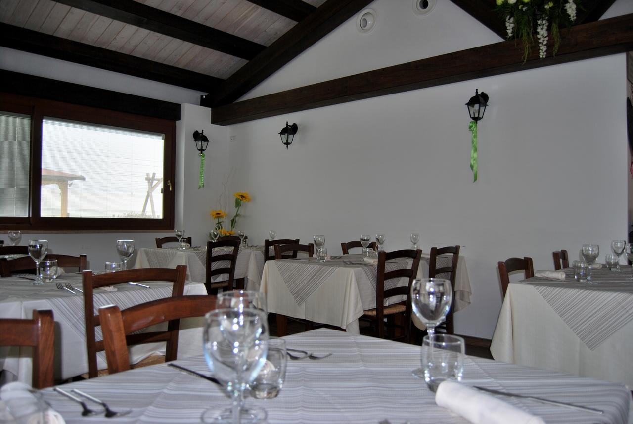 Le Terre Di Bac Bed & Breakfast Borgo Montenero Luaran gambar