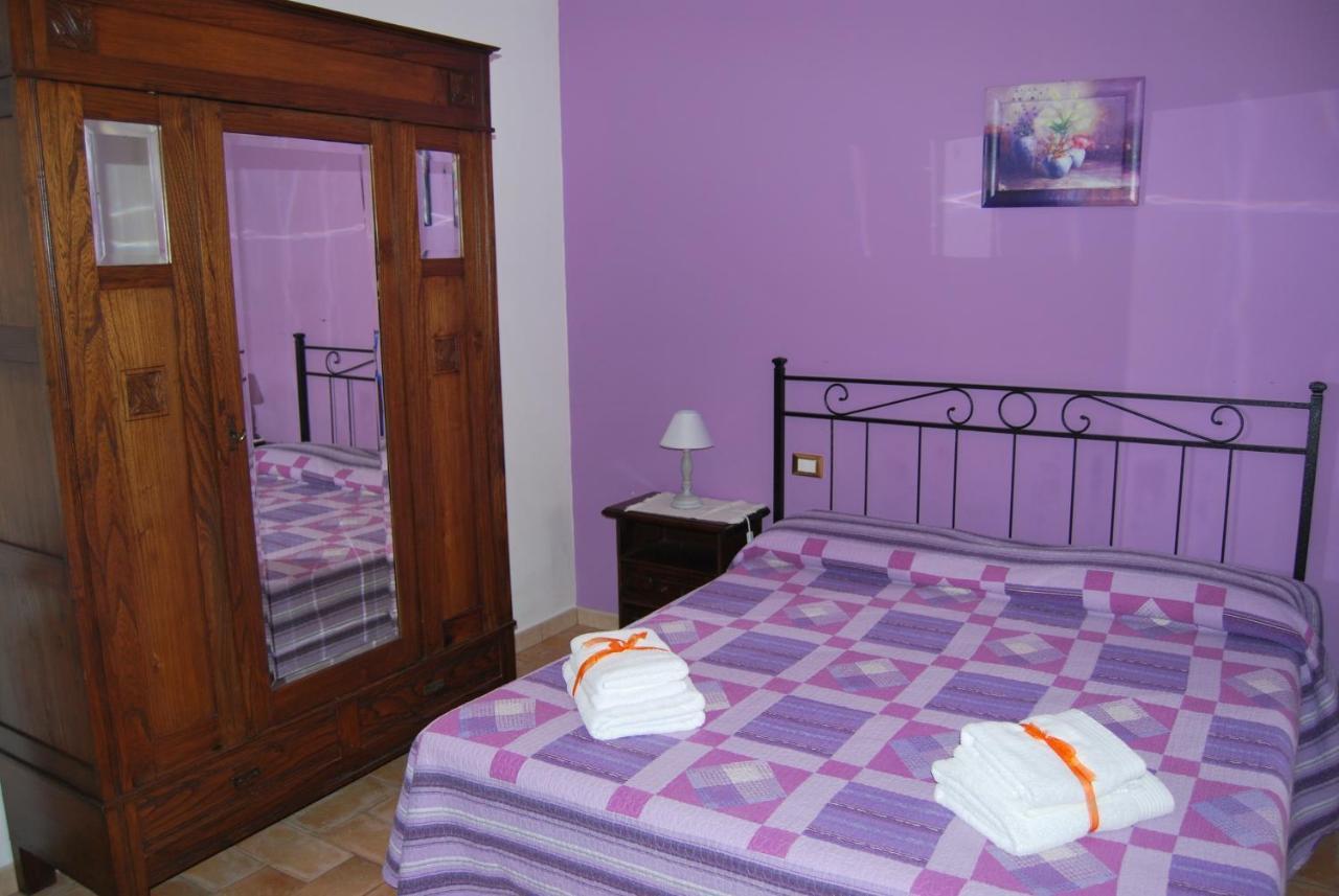 Le Terre Di Bac Bed & Breakfast Borgo Montenero Luaran gambar